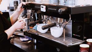 Lee más sobre el artículo ¿Por qué elegir una buena cafetera?